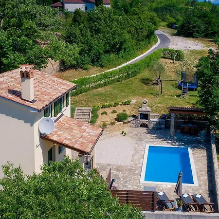 Daus Feriehus Pićan